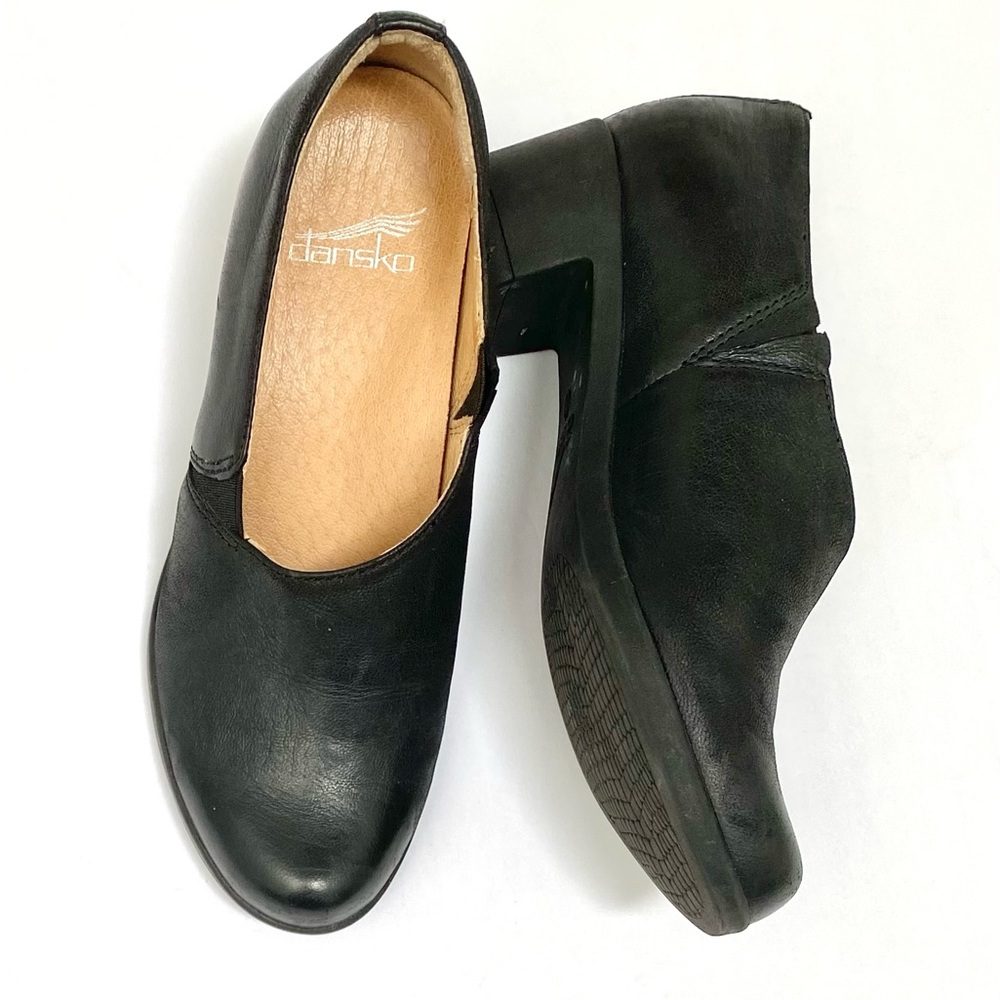 Dansko Camryn Black Leather Slip-On Clog with 1 3/4” Heel 36 (5.5-6)
